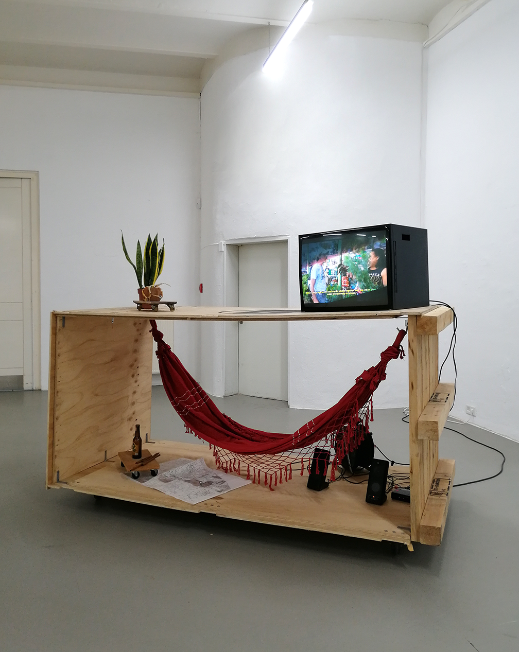 Marcio Almeida, Patuáplatz, Installation, 2020